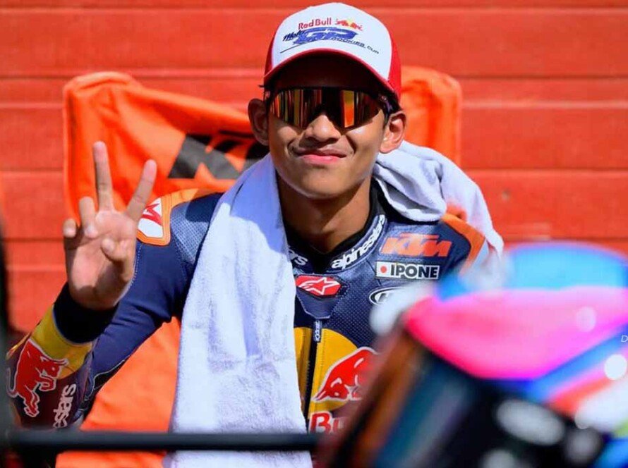 Berapa Siih Gaji Pembalap Muda Indonesia Veda Ega Pratama di Moto3