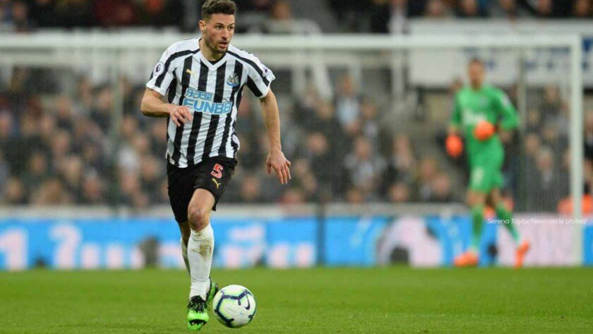 Bintang Newcastle Ketakutan Lihat Perang AS vs Iran, Tidur di Bungker