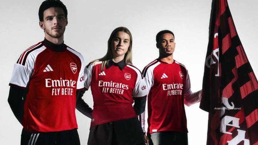 Jersey Sepak Bola Terbaik Musim Depan Nostalgia Liverpool hingga MU Menyala! - iMSPORT.TV