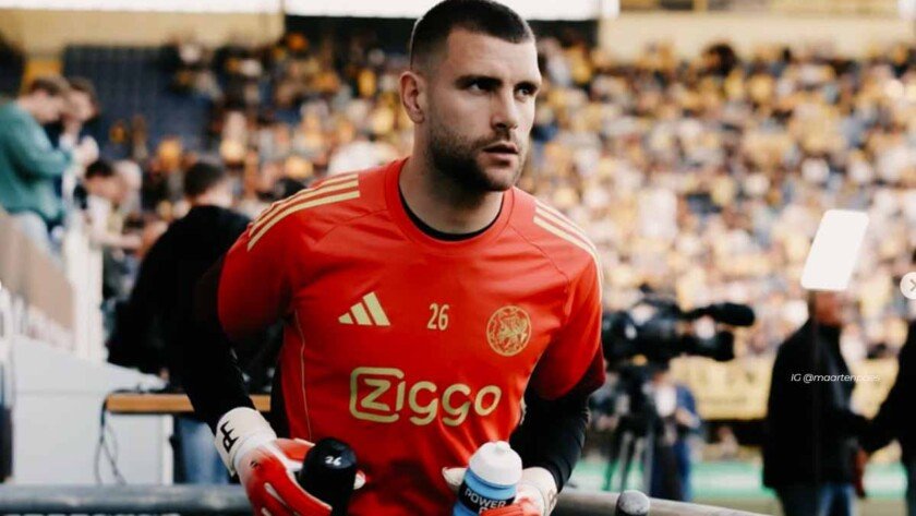 Maarten Paes Bersinar, Ajax Lolos ke Final Play-Off Eropa - iMSPORT.TV