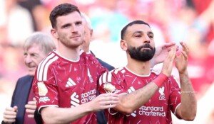 Mohamed Salah dan Andy Robertson, Akhiri Era di Anfield
