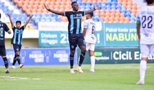 FIFA Larang Ezechiel N’Douassel Bela Timnas Indonesia