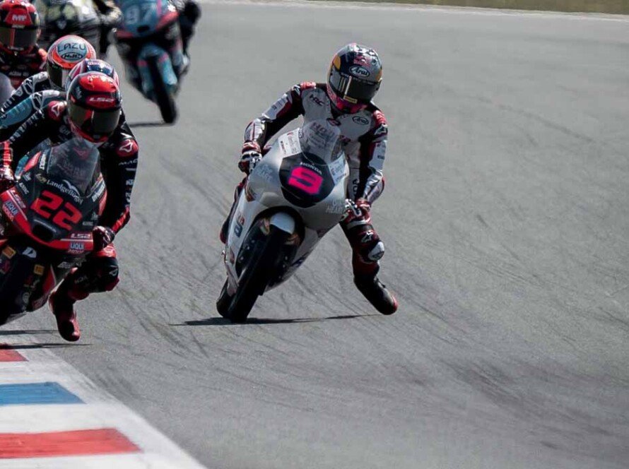 Jadwal Moto3 Inggris 2026 Veda Ega Start dari Posisi 15
