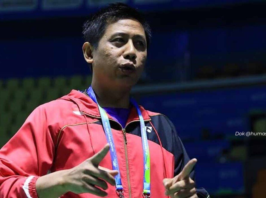 Nova Widianto Kembali Latih Ganda Campuran, Gantikan Rionny Mainaky