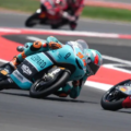 Moto3 : Veda Ega Bikin Kejutan di Sepang, Ungguli Hakim Danish