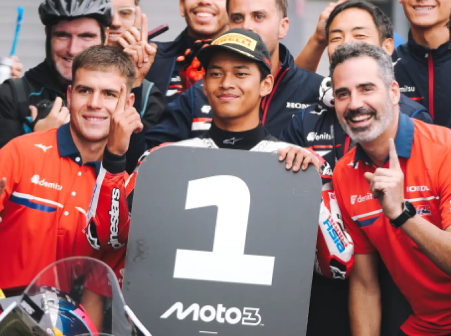 Veda Ega Pratama Cetak Sejarah, Rebut Pole Position Moto3 Australia 2026